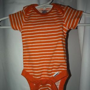 Newborn onsesie